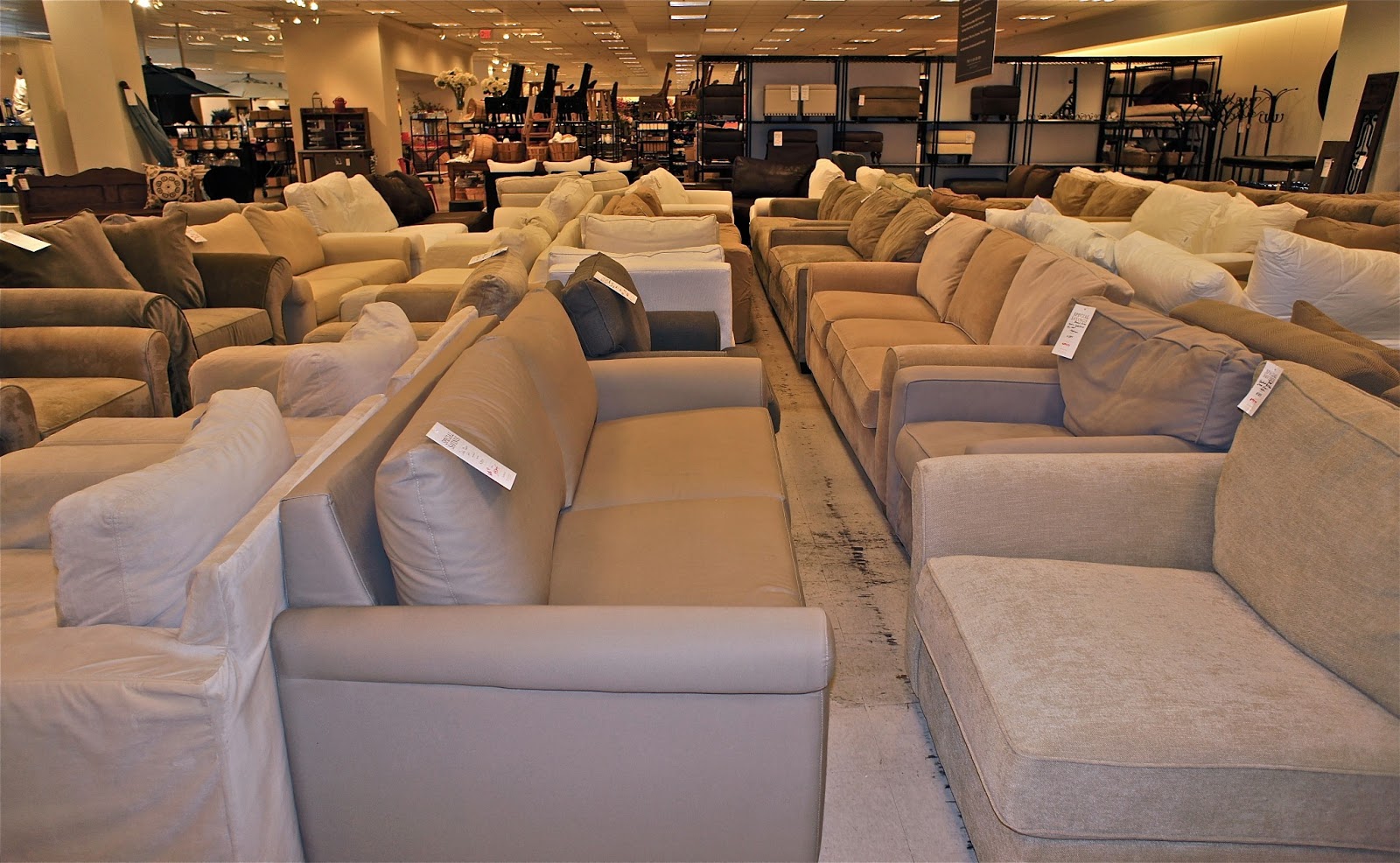 Pottery Barn Outlet, Lancaster - PA